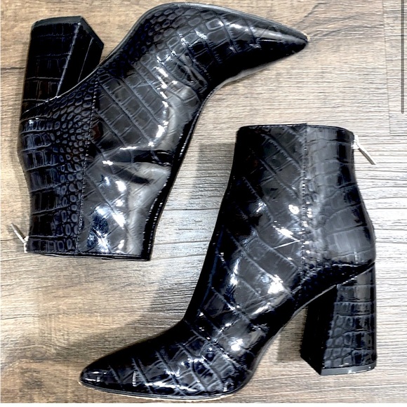 Vince Camuto Benedie Crocodile Booties - Picture 2 of 7